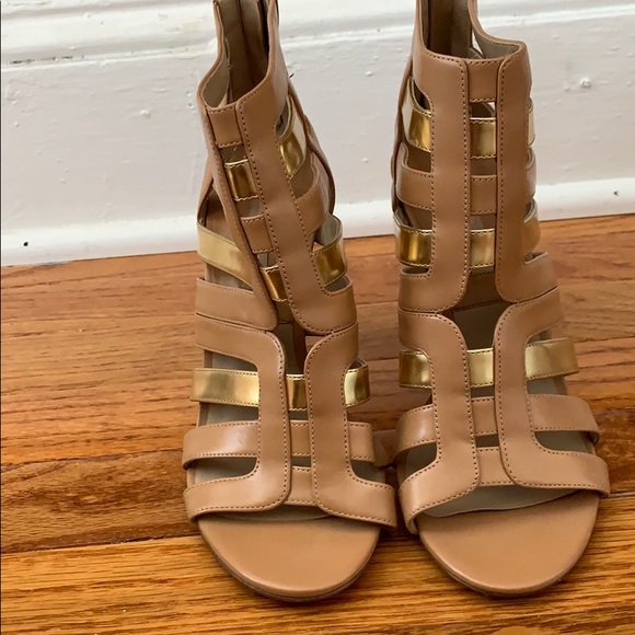 Michael Kors Collection Caged Peep Toe Pumps Sz 37 - Picture 4 of 9